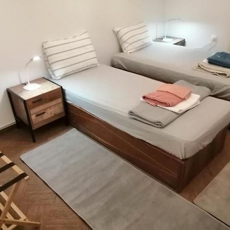 Ανακαινισμένο 8 Λεπτά Από Το Μετρό. Lejlighed Athen Eksteriør billede